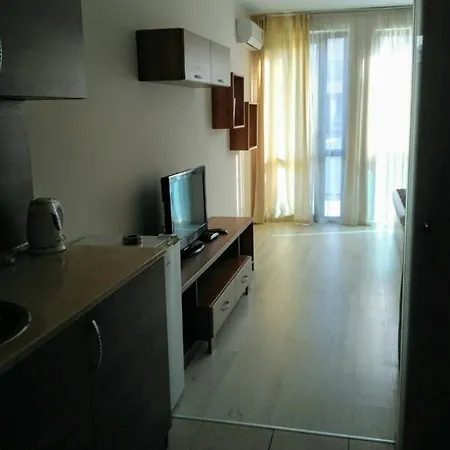 Apartment Уютная Студия На Солнечном Берегу